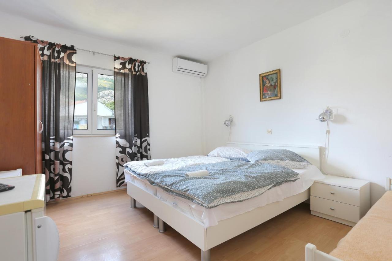 Apartment Tucepi 2676B Екстер'єр фото