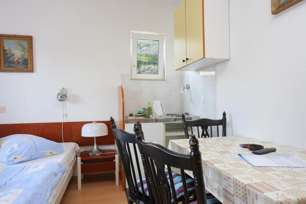 Apartment Tucepi 2676B Екстер'єр фото