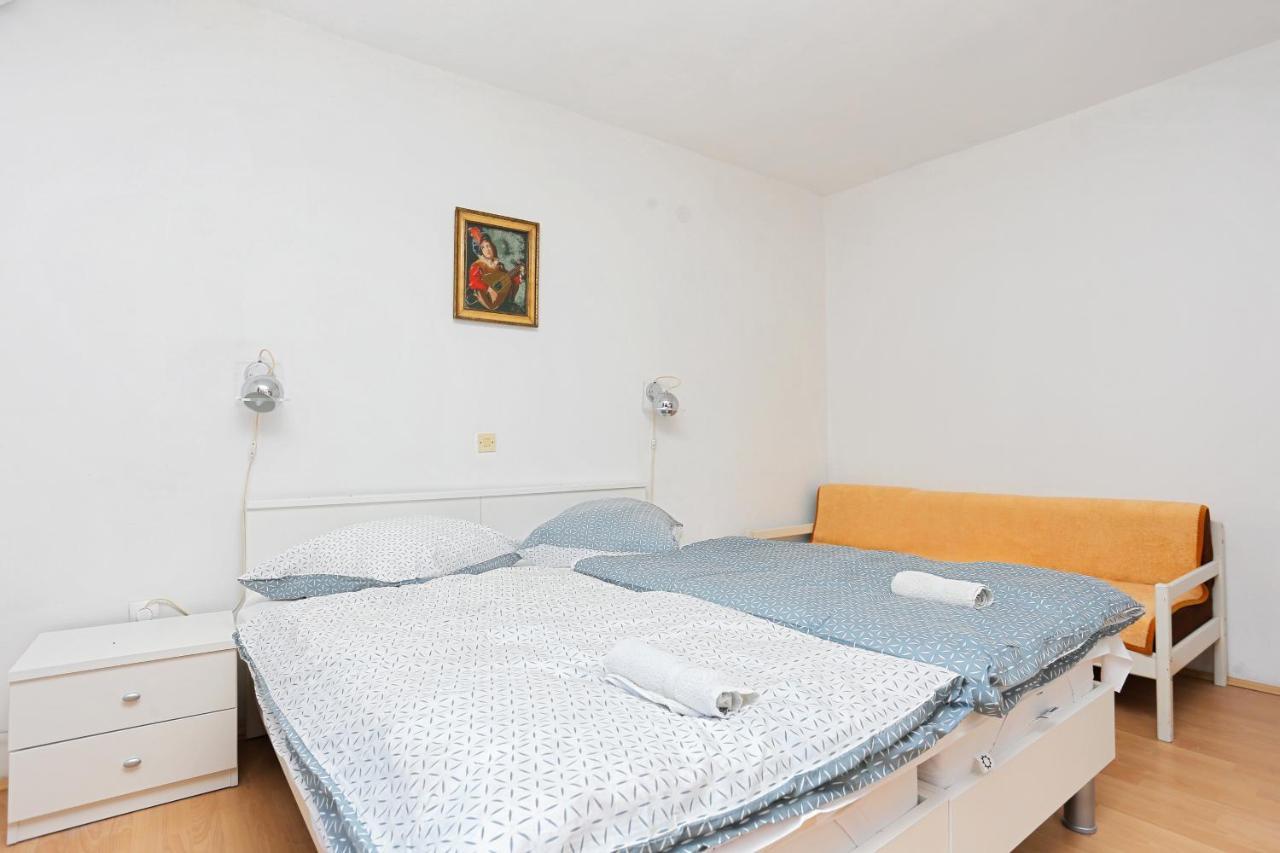 Apartment Tucepi 2676B Екстер'єр фото